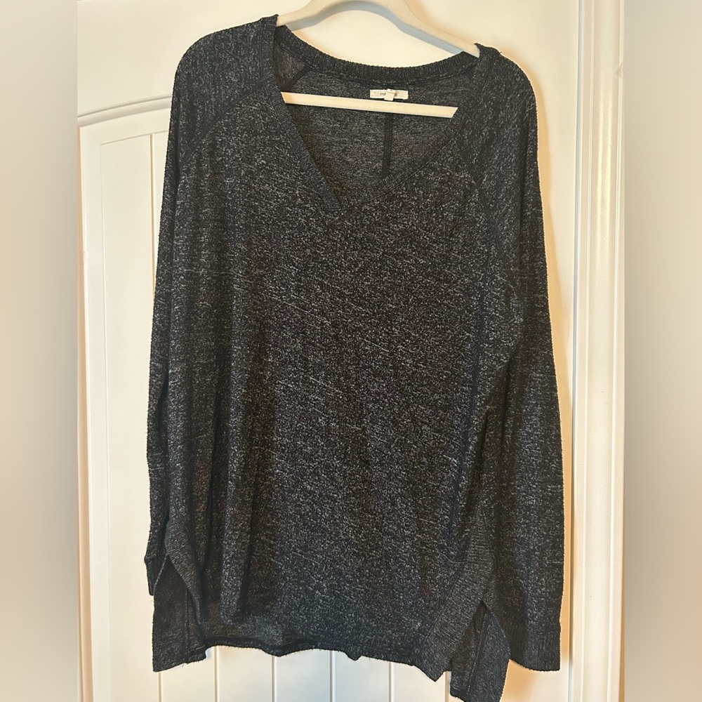 Lightweight sweater